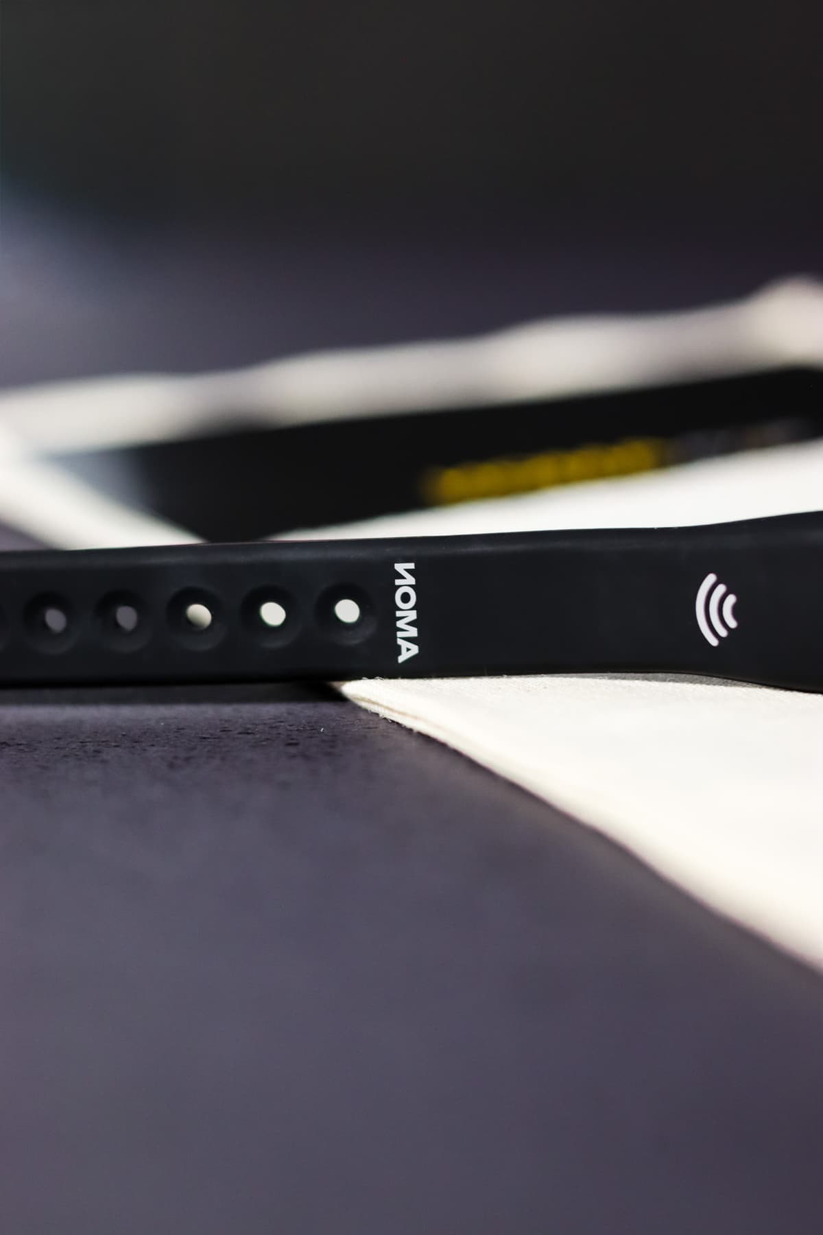NOMA Pulse wristband